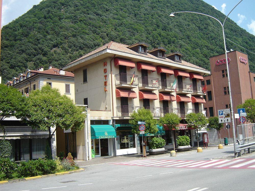 Hotel Meuble Moderno 라베노-몸벨로 외부 사진